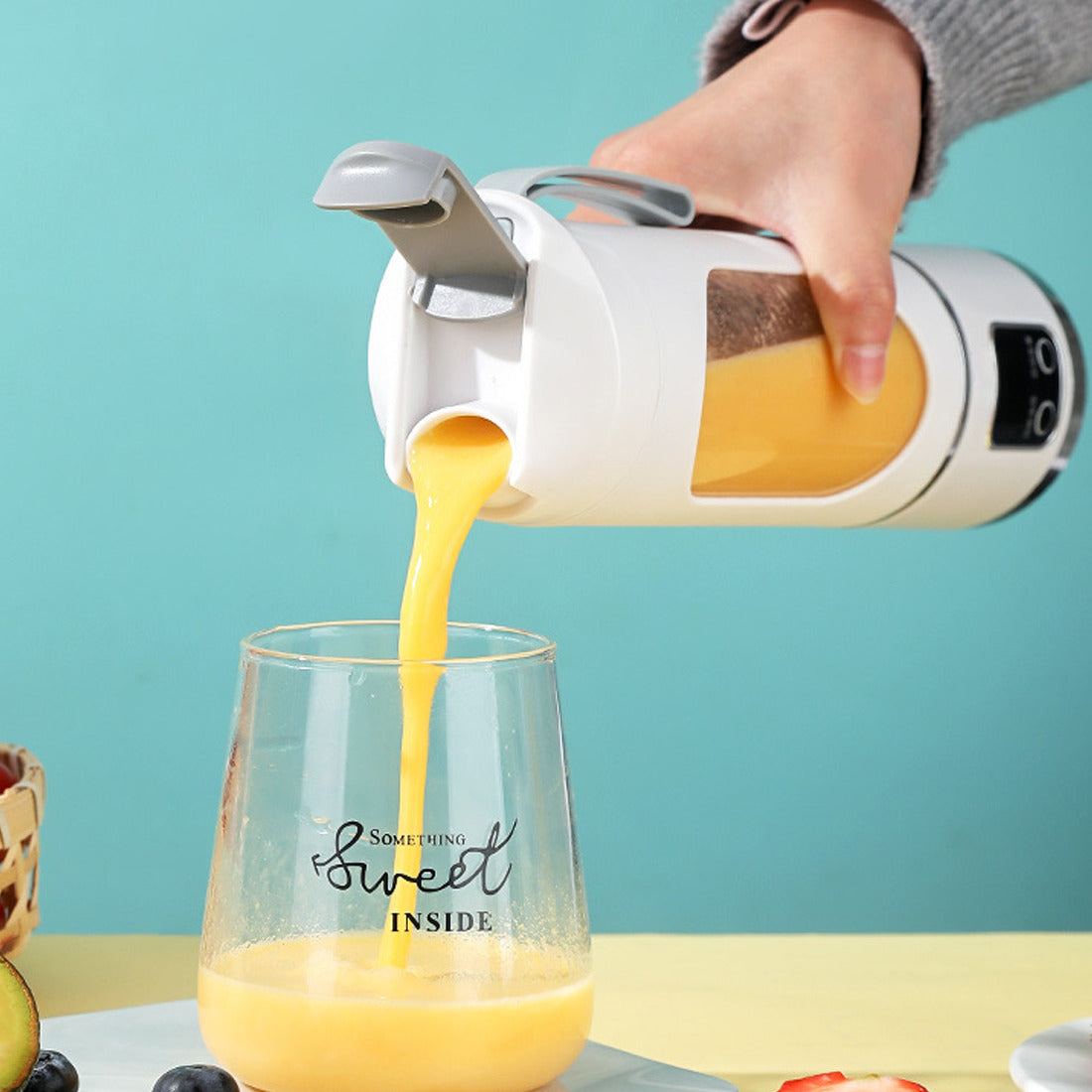 Portable USB Rechargeable Juicer Cup Electric Mixer Blender Smoothie Maker 450ml - TrendyPrime